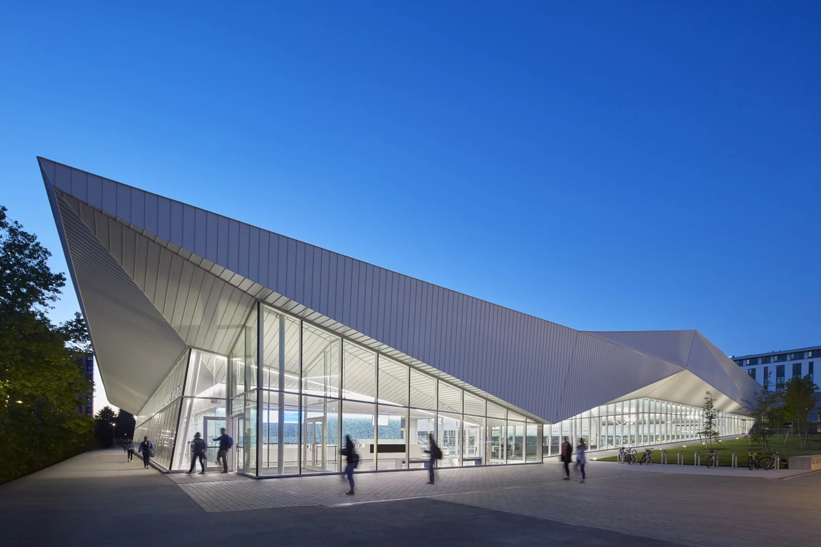 _images/UBCAquaticCentre.png